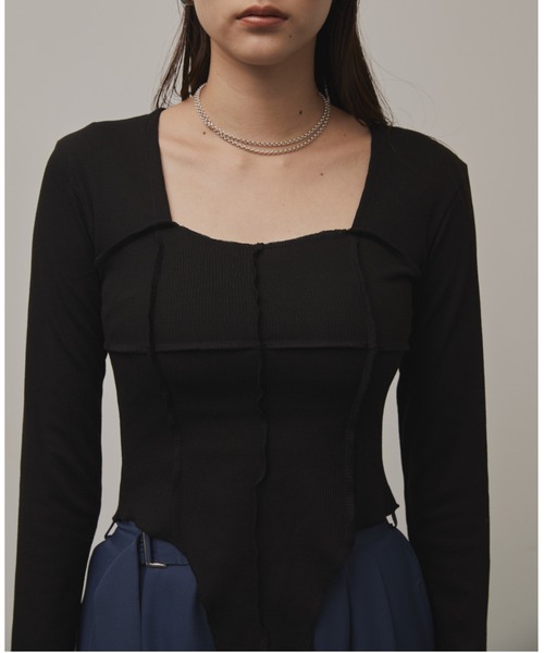 Solace(ソレイス)の「スクエアネックスリムテレコリブトップス(Tシャツ/カットソー・レディース・グレー/ブラック・FREE)」の17枚目の写真