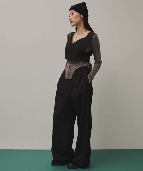 Solace(ソレイス)の「スクエアネックスリムテレコリブトップス(Tシャツ/カットソー・レディース・グレー/ブラック・FREE)」の22枚目の写真