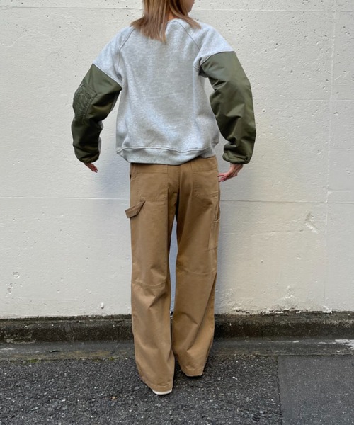 INTER FACTORY（インターファクトリー）の「NANA - ドッキングスウェット - made in INTER FACTORY（スウェット・レディース・グレー・MEDIUM/LARGE）」の16枚目の写真