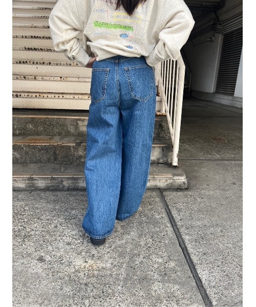 BLACK BY MOUSSY(ブラックバイマウジー)の「loose straight denim(ルーズストレートデニム)(デニムパンツ・レディース・ブルー・23inch/24inch/25inch/26inch)」の11枚目の写真