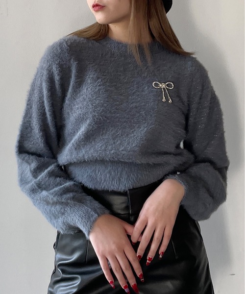 one way（ワンウェイ）の「リボンブローチ付きフェザープルニット（ニット/セーター・レディース・レッド/ホワイト/グレー/ピンク・FREE）」の17枚目の写真