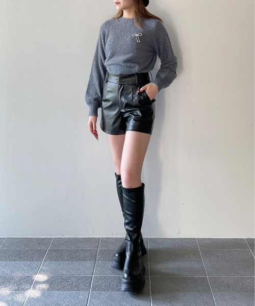 one way（ワンウェイ）の「リボンブローチ付きフェザープルニット（ニット/セーター・レディース・レッド/ホワイト/グレー/ピンク・FREE）」の21枚目の写真