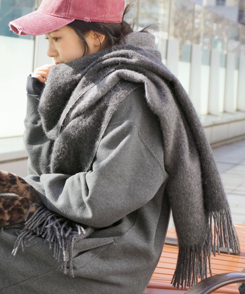 THROW（スロー）の「【THROW/スロー】シャギーカラーストール