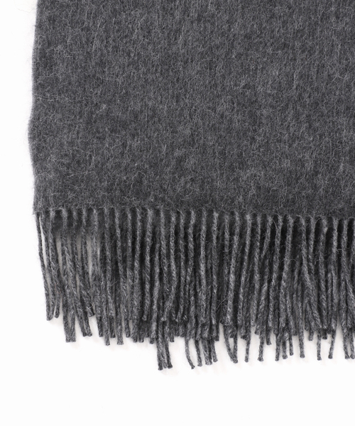 THROW（スロー）の「【THROW/スロー】シャギーカラーストール（マフラー・レディース・チャコールグレー・FREE）」の20枚目の写真