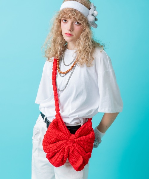 an meets zakka(アンミツザッカ)の「an meets zakka ビッグリボンニットショルダーバッグ / レディース ユニセックス 編み込み(ショルダーバッグ・レディース・ブラック/アイボリー/レッド/グリーン・ONESIZE)」の16枚目の写真