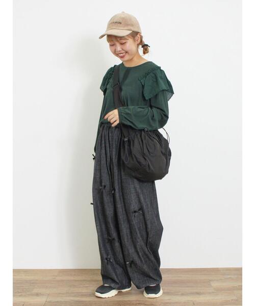 Samansa Mos2(サマンサ モスモス)の「肩ハンカチ刺繍レースカットソー(Tシャツ/カットソー・レディース・グリーン/ブラック/キナリ・F)」の6枚目の写真