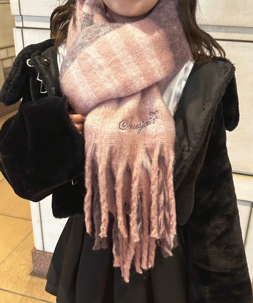 apres jour（アプレジュール）の「アソート刺繍入りマフラー【ZOZOTOWN限定アイテム】（マフラー・レディース・ライトブルー/ブラック/オフホワイト/ピンク系その他/ブラウン系その他・FREE）」の16枚目の写真