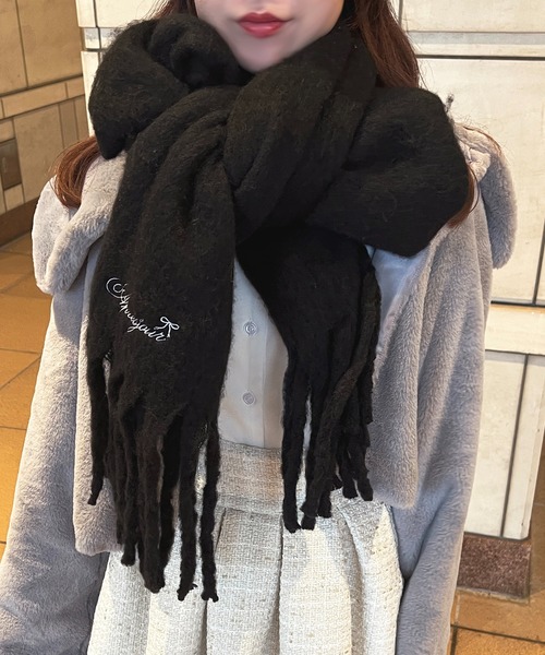 apres jour（アプレジュール）の「アソート刺繍入りマフラー【ZOZOTOWN限定アイテム】（マフラー・レディース・ライトブルー/ブラック/オフホワイト/ピンク系その他/ブラウン系その他・FREE）」の11枚目の写真