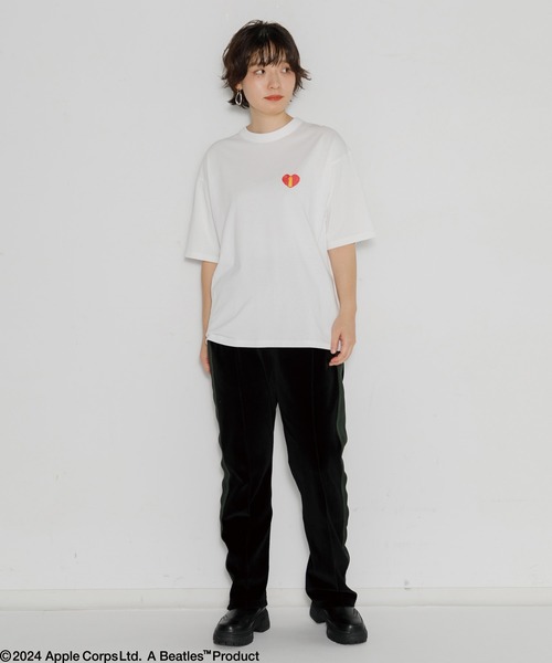 AMERICAN RAG CIE（アメリカンラグシー）の「【MEN , WOMEN】THE BEATLES ONE TEE（Tシャツ/カットソー・メンズ・ブラック/ライトグレー/ホワイト・L/M/S）」の4枚目の写真