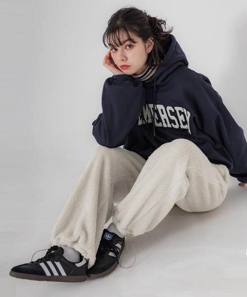 coca(coca)(コカ)の「ボアイージーパンツ 裾ドロスト(その他パンツ・レディース・チャコール/ライトベージュ・L/M)」の3枚目の写真