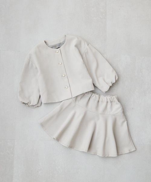 devirock（デビロック）の「フォーマル ガールズノーカラー 無地セットアップ（スーツセット・キッズ・ライトグレー/ブラック/ブルー/ライラック/ベージュ・100cm/110cm/120cm/130cm/140cm）」の6枚目の写真