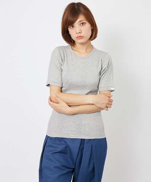 MILKFED.(ミルクフェド)の「MILLER CREW TEE(Tシャツ/ミラー/コラボ)(Tシャツ/カットソー・レディース・ホワイト/アッシュグレー/ネイビー・SMALL/MEDIUM)」の3枚目の写真