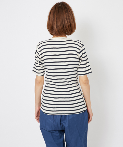MILKFED.(ミルクフェド)の「MILLER CREW TEE(Tシャツ/ミラー/コラボ)(Tシャツ/カットソー・レディース・ホワイト/アッシュグレー/ネイビー・SMALL/MEDIUM)」の5枚目の写真