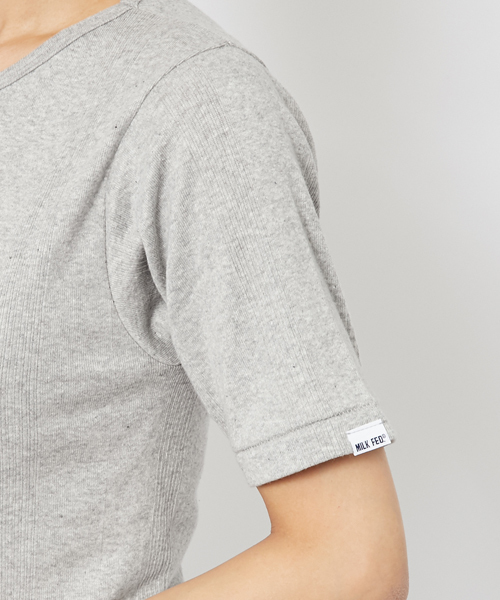 MILKFED.(ミルクフェド)の「MILLER CREW TEE(Tシャツ/ミラー/コラボ)(Tシャツ/カットソー・レディース・ホワイト/アッシュグレー/ネイビー・SMALL/MEDIUM)」の7枚目の写真