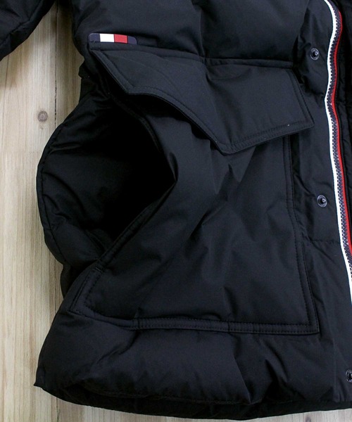 TOMMY HILFIGER（トミーヒルフィガー）の「ヒルフィガー ダウン フード付きジャケット Men's Hilfiger Down Hooded Jacket（ダウンジャケット/コート・メンズ・ブラック・S/M/L）」の19枚目の写真