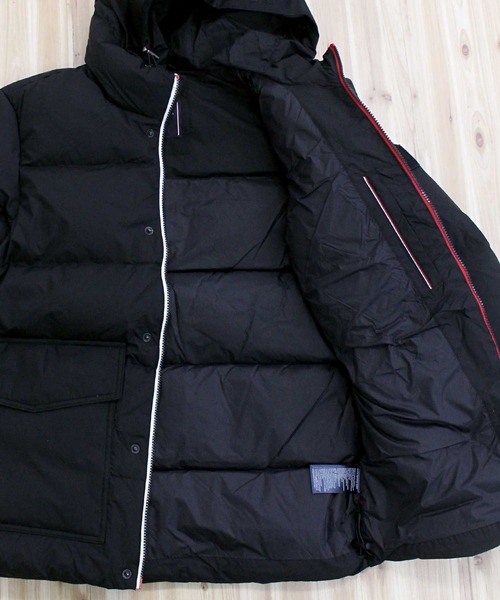 TOMMY HILFIGER（トミーヒルフィガー）の「ヒルフィガー ダウン フード付きジャケット Men's Hilfiger Down Hooded Jacket（ダウンジャケット/コート・メンズ・ブラック・S/M/L）」の16枚目の写真