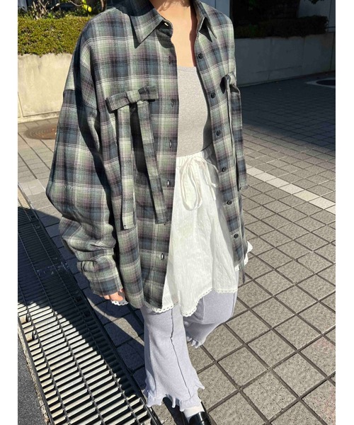 WC（ダブル シー）の「リボンチェックビッグシャツ（シャツ/ブラウス・レディース・ブラウン/グリーン/ピンク・FREE）」の11枚目の写真
