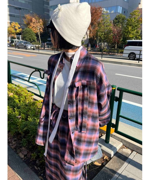 WC（ダブル シー）の「リボンチェックビッグシャツ（シャツ/ブラウス・レディース・ブラウン/グリーン/ピンク・FREE）」の19枚目の写真