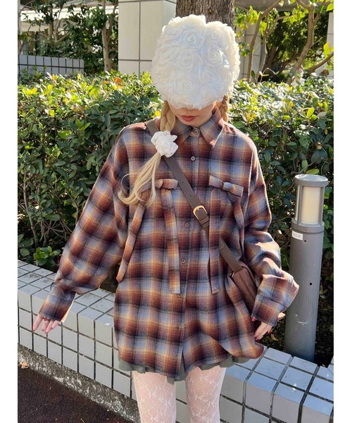 WC（ダブル シー）の「リボンチェックビッグシャツ（シャツ/ブラウス・レディース・ブラウン/グリーン/ピンク・FREE）」の5枚目の写真