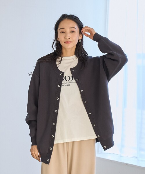 coen（コーエン）の「【春色頼れるあったかニット/6色展開/推しカラー】スウェットライクニットカーディガン（カーディガン/ボレロ・レディース・ライトブルー/ライラック/ピンク/ライム/ダークグレー・FREE）」の6枚目の写真