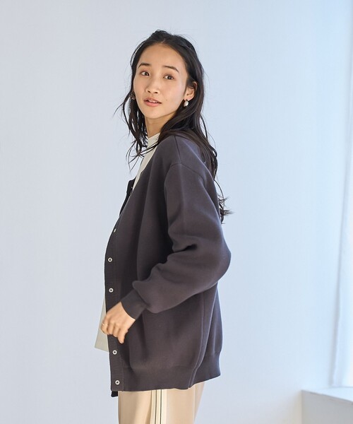 coen（コーエン）の「【春色頼れるあったかニット/6色展開/推しカラー】スウェットライクニットカーディガン（カーディガン/ボレロ・レディース・ライトブルー/ライラック/ピンク/ライム/ダークグレー・FREE）」の7枚目の写真