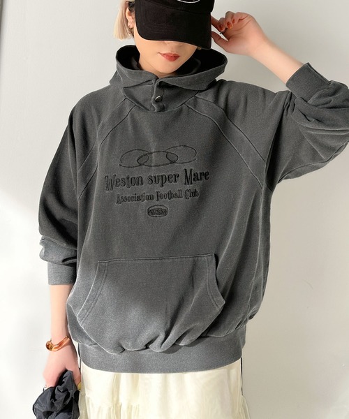 Java(ジャバ)の「《Javaジャバコラボ》個性が際立つアートな一着!ヴィンテージ風フットボールデザインピグメントオーバーサイズパーカー(長袖)(パーカー・メンズ・ブルー系/ベージュ系その他/チャコールグレー・X-LARGE/LARGE/MEDIUM/SMALL)」の8枚目の写真