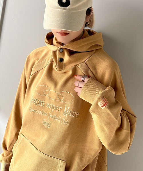 Java(ジャバ)の「《Javaジャバコラボ》個性が際立つアートな一着!ヴィンテージ風フットボールデザインピグメントオーバーサイズパーカー(長袖)(パーカー・メンズ・ブルー系/ベージュ系その他/チャコールグレー・X-LARGE/LARGE/MEDIUM/SMALL)」の14枚目の写真