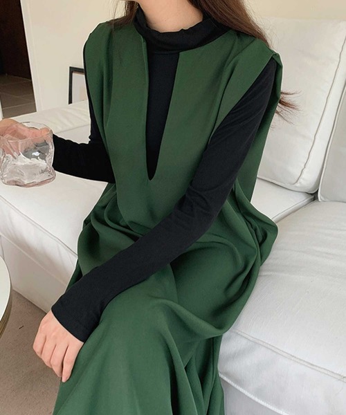 深ｷｰﾈｯｸｼﾝﾌﾟﾙﾛﾝｸﾞﾜﾝﾋﾟｰｽ（ワンピース）｜CADBURY（キャドバリー）