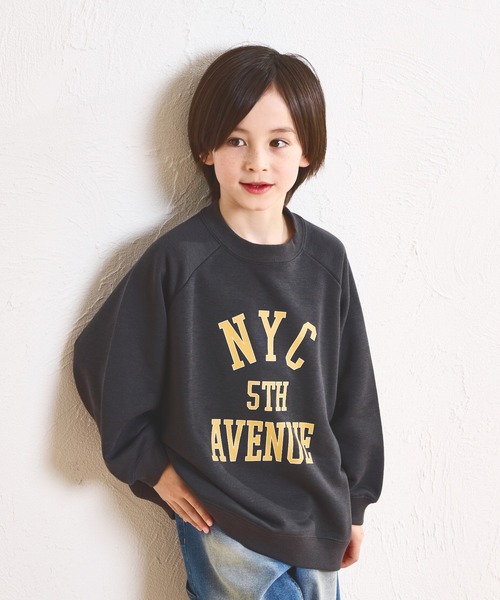 pairmanon（ペアマノン）の「【軽やかスウェット】裏毛 ビッグシルエット ラグランプリントトレーナー（スウェット・キッズ・パープル/ブラック/グレー/ブルー・140/100/110/120/90/150/130）」の2枚目の写真