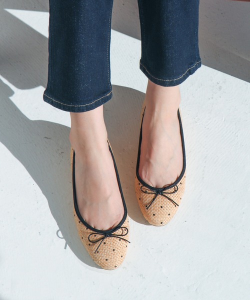 EVOL（イーボル）の「【軽量・クッション入り】ラウンドフラットバレエ IY5628（パンプス・レディース・シルバー/ブラック/ライトピンク/ドット・23.5cm/24.0cm/24.5cm/25.0cm/22.5cm/23.0cm）」の4枚目の写真