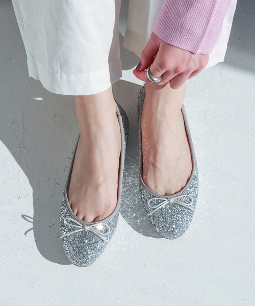 EVOL（イーボル）の「【軽量・クッション入り】ラウンドフラットバレエ IY5628（パンプス・レディース・シルバー/ブラック/ライトピンク/ドット・23.5cm/24.0cm/24.5cm/25.0cm/22.5cm/23.0cm）」の22枚目の写真