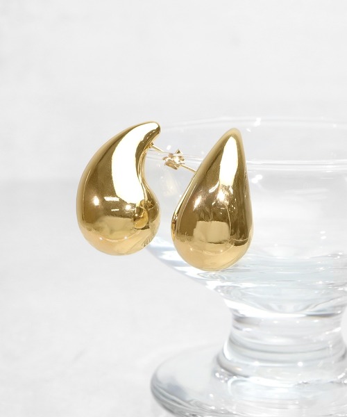 blackdia ocean(ブラックダイヤオーシャン)の「blackdia ocean ティアドロップピアス(ピアス(両耳用)・レディース・シルバー/ゴールド/ゴールド系その他/シルバー系その他/シルバー系その他2・FREE)」の5枚目の写真