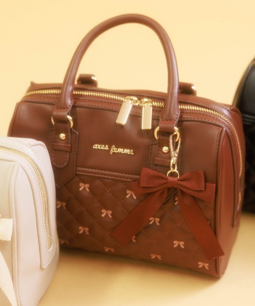 未開封❗BORNTOSTANDOOUT BURNT ROSES オードバルファム リボン刺繍キルトボストン（ボストンバッグ）｜axes femme（アクシーズ