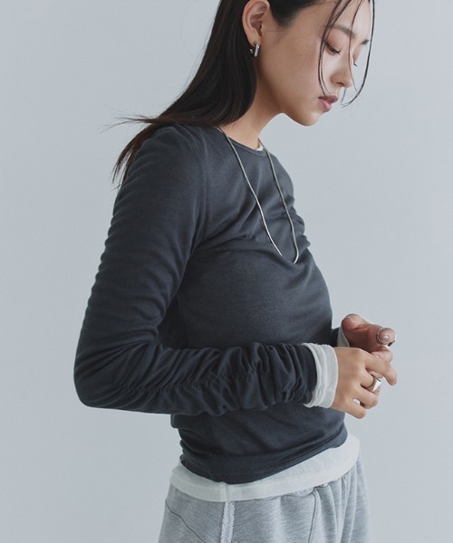 ECLAM(クラム)の「袖シャーリングシアーカットソー(Tシャツ/カットソー・レディース・ライトブルー/杢グレー/チャコール/アイボリー/ブラック・M)」の18枚目の写真