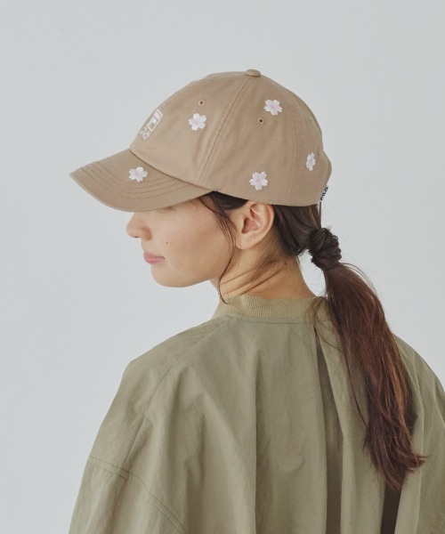 FILA(フィラ)の「FILA SAKURA 6P CAP / フィラ(キャップ・レディース・ベージュ/ネイビー/ブラック/ピンク・57~59cm)」の22枚目の写真