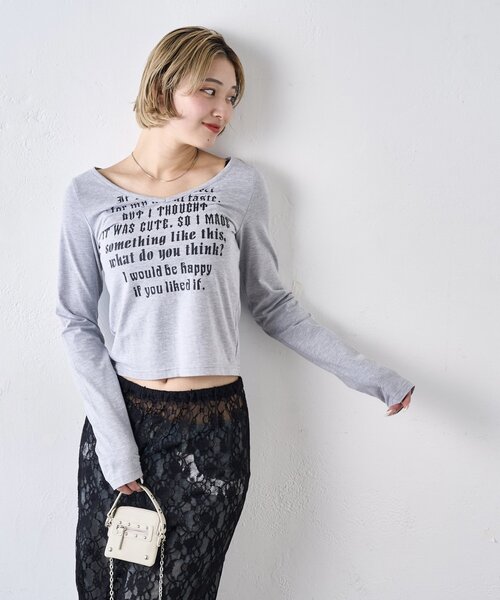 WHO'S WHO gallery(フーズフーギャラリー)の「メッセージVネックトップス(Tシャツ/カットソー・レディース・グレー/ブラック/ピンク/ホワイト・FREE)」の6枚目の写真