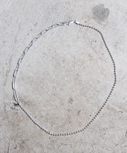 Magine(マージン)の「SILVER 925 BALL & CUT AZUKI CHAIN MIX NECKLACE(S):シルバー ボールチェーン&カットアズキチェーン ミックス ネックレス 41cm(ネックレス・メンズ・シルバー・FREE)」の4枚目の写真