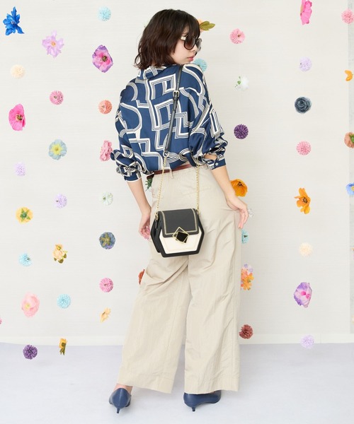 JETSET SOLO PLUS (ジェットセットソロプラス)の「【JETSET SOLO PLUS】グロッシータフタワイドパンツ(その他パンツ・レディース・イエロー/ベージュ/グレイッシュブルー・FREE)」の13枚目の写真