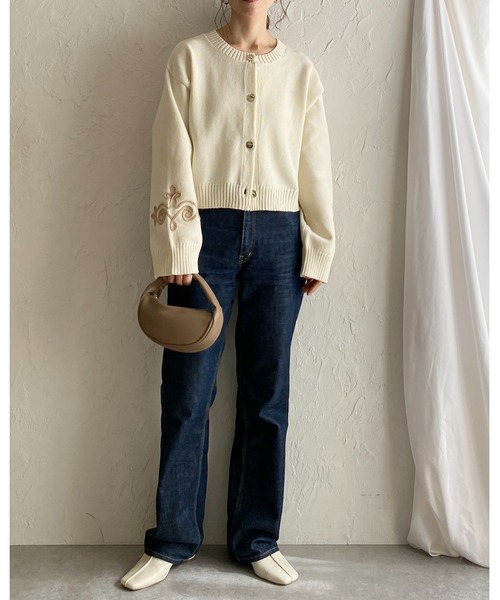 She's Closet(シーズクローゼット)の「長袖ショート丈金ボタンリボンコード刺繍ニットカーディガン(カーディガン/ボレロ・レディース・アイボリー/ブラック/ピンク・FREE)」の8枚目の写真