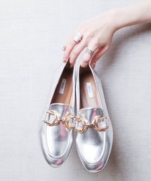 IO（イオ）（イオ）の「EVOL / 【晴雨兼用・軽量】晴バックルソフトローファー / IY5653（ローファー）」