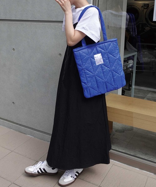 CORNERS（コーナーズ）の「キルティングトートバッグ（トートバッグ・レディース・オフホワイト/ブラック/ベージュ/グリーン/ブルー・FREE）」の6枚目の写真
