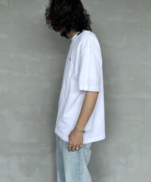 Calvin Klein（カルバン・クライン）の「[Calvin Klein/カルバンクライン] アーカイブ ワンポイントロゴ刺繍Tシャツ（Tシャツ/カットソー・レディース・クリーム/ブラック/ホワイト・S/M/L）」の21枚目の写真