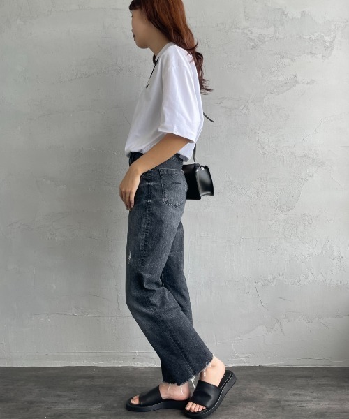 Calvin Klein（カルバン・クライン）の「[Calvin Klein/カルバンクライン] アーカイブ ワンポイントロゴ刺繍Tシャツ（Tシャツ/カットソー・レディース・クリーム/ブラック/ホワイト・S/M/L）」の13枚目の写真