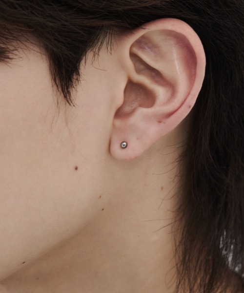 WYZ surgical stainless(ダブリューワイジィーサージカルステンレス)の「【 金属アレルギー対応 】3セット シンプルボールピアス サージカルステンレス (両耳用 3セット)(ピアス(両耳用)・メンズ・ブラック/シルバー/ゴールド・FREE)」の6枚目の写真