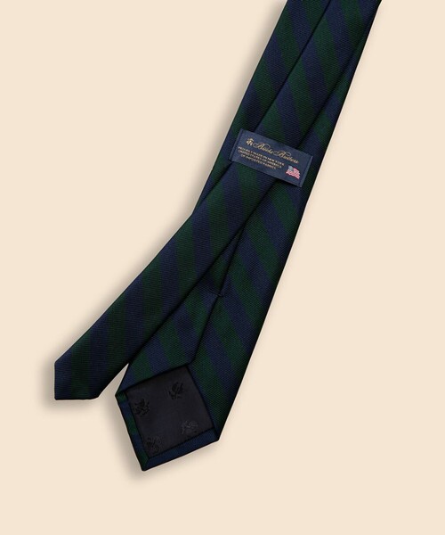 BROOKS BROTHERS（ブルックスブラザーズ）の「シルク　ガードストライプ　レップタイ　Made in USA（ネクタイ・メンズ・ホワイト/グリーン/バーガンディー/イエロー系その他/ブルー/ゴールド・ONE SIZE）」の8枚目の写真
