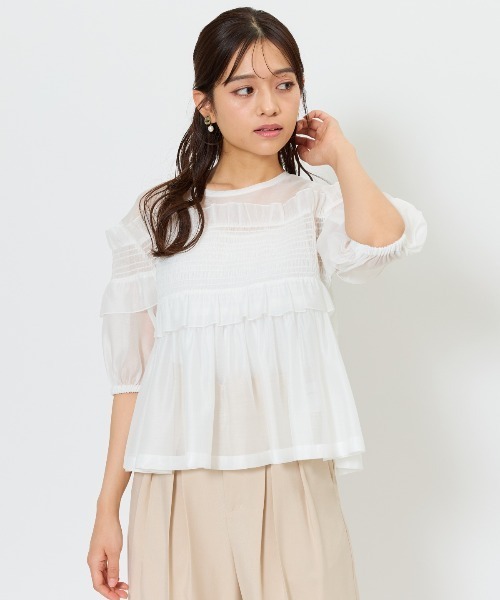 AND COUTURE（アンドクチュール）の「シアーシャーリングフリルブラウス（シャツ/ブラウス・レディース・オフホワイト/ブラック/ブルー・FREE）」の11枚目の写真