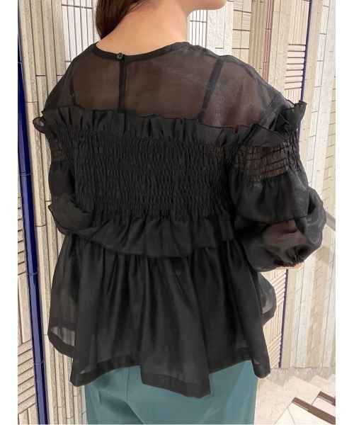 AND COUTURE（アンドクチュール）の「シアーシャーリングフリルブラウス（シャツ/ブラウス・レディース・オフホワイト/ブラック/ブルー・FREE）」の22枚目の写真