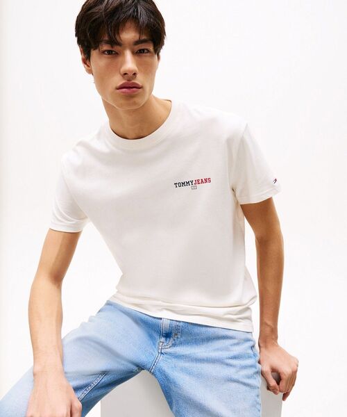tommy jeans(トミー ジーンズ)の「レギュラーグラフィックTシャツ(Tシャツ/カットソー・メンズ・ブラック/ホワイト・X-LARGE/LARGE/MEDIUM/SMALL)」の3枚目の写真