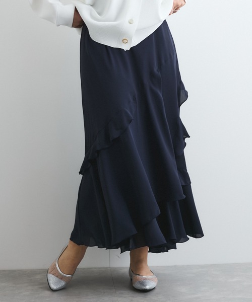 QUEENS COURT（クイーンズコート）の「イレギュラーラッフルスカート≪手洗い可能≫（スカート・レディース・ネイビー/オフホワイト/ピンク・M）」の3枚目の写真