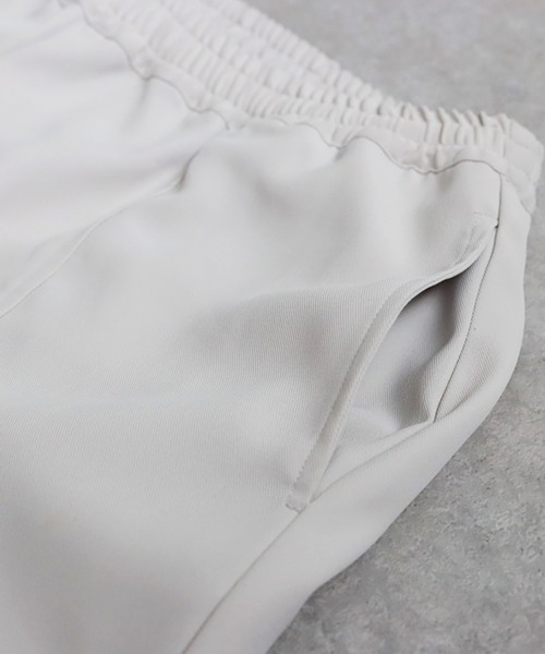antiqua（アンティカ）の「フルーエントカーブパンツ（その他パンツ・レディース・ブラック/アイボリー・ONESIZE）」の15枚目の写真